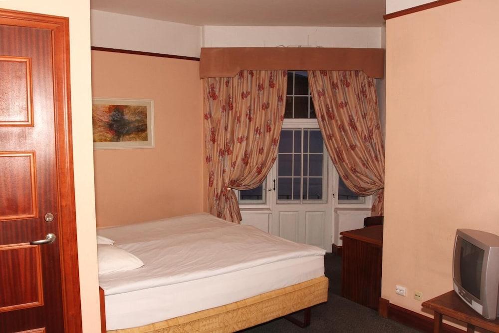 Hotel Victoria Pärnu Dış mekan fotoğraf